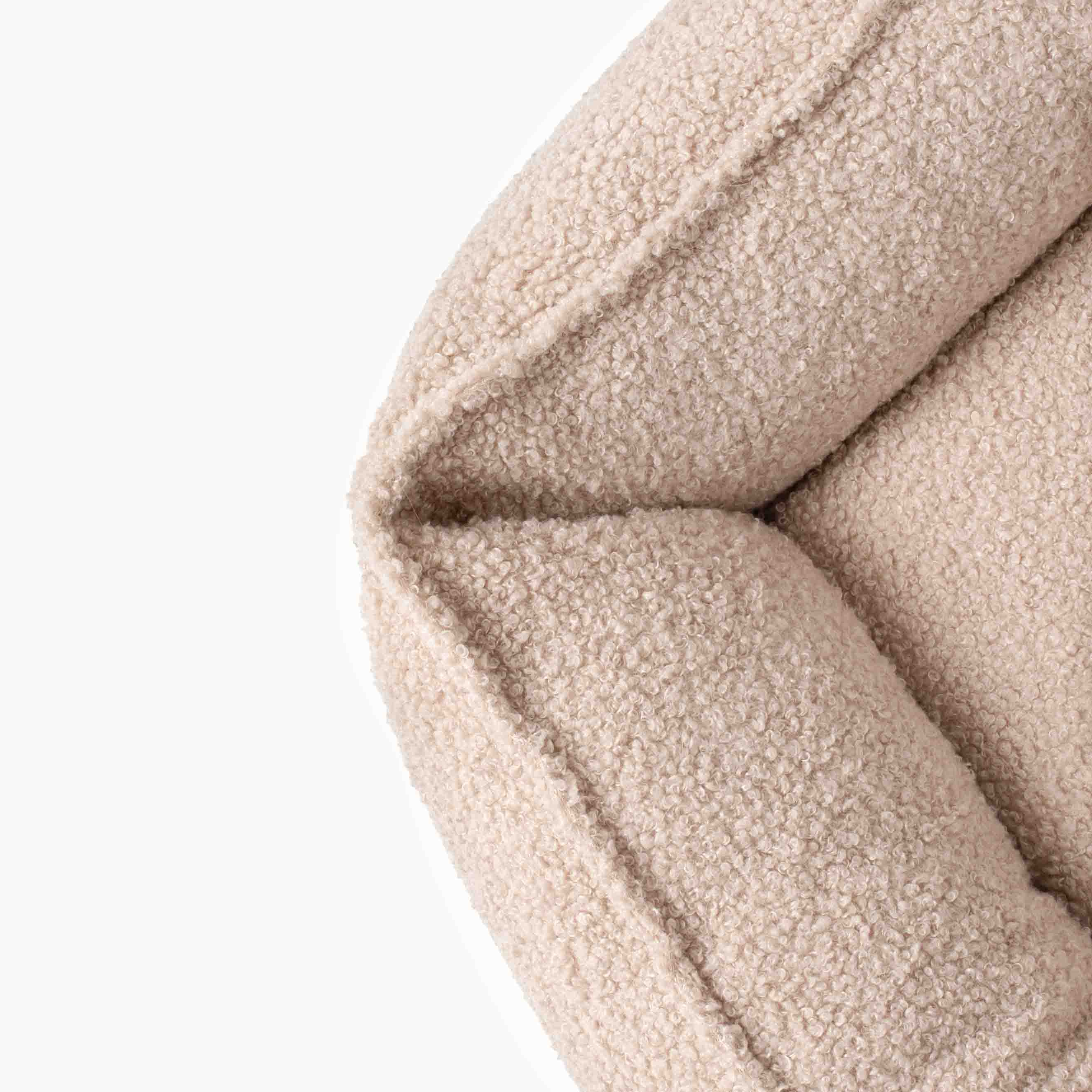 Pelíšek pro psa ROYAL - Světle hnědý